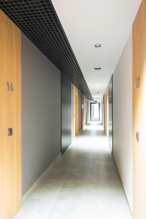 Manufaktura Modern Japandi Apartment